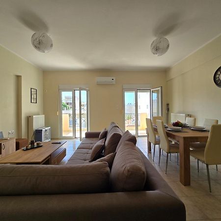 Maria Beach Apartement In Korinth! מראה חיצוני תמונה