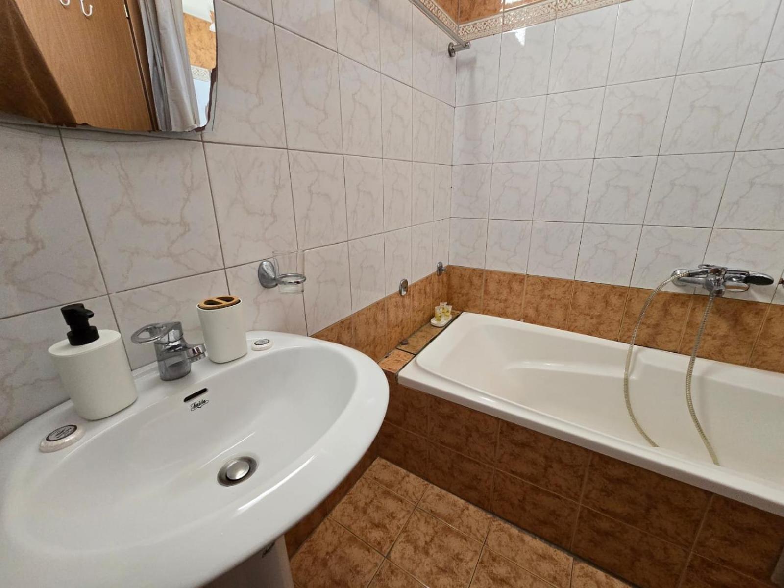Maria Beach Apartement In Korinth! מראה חיצוני תמונה