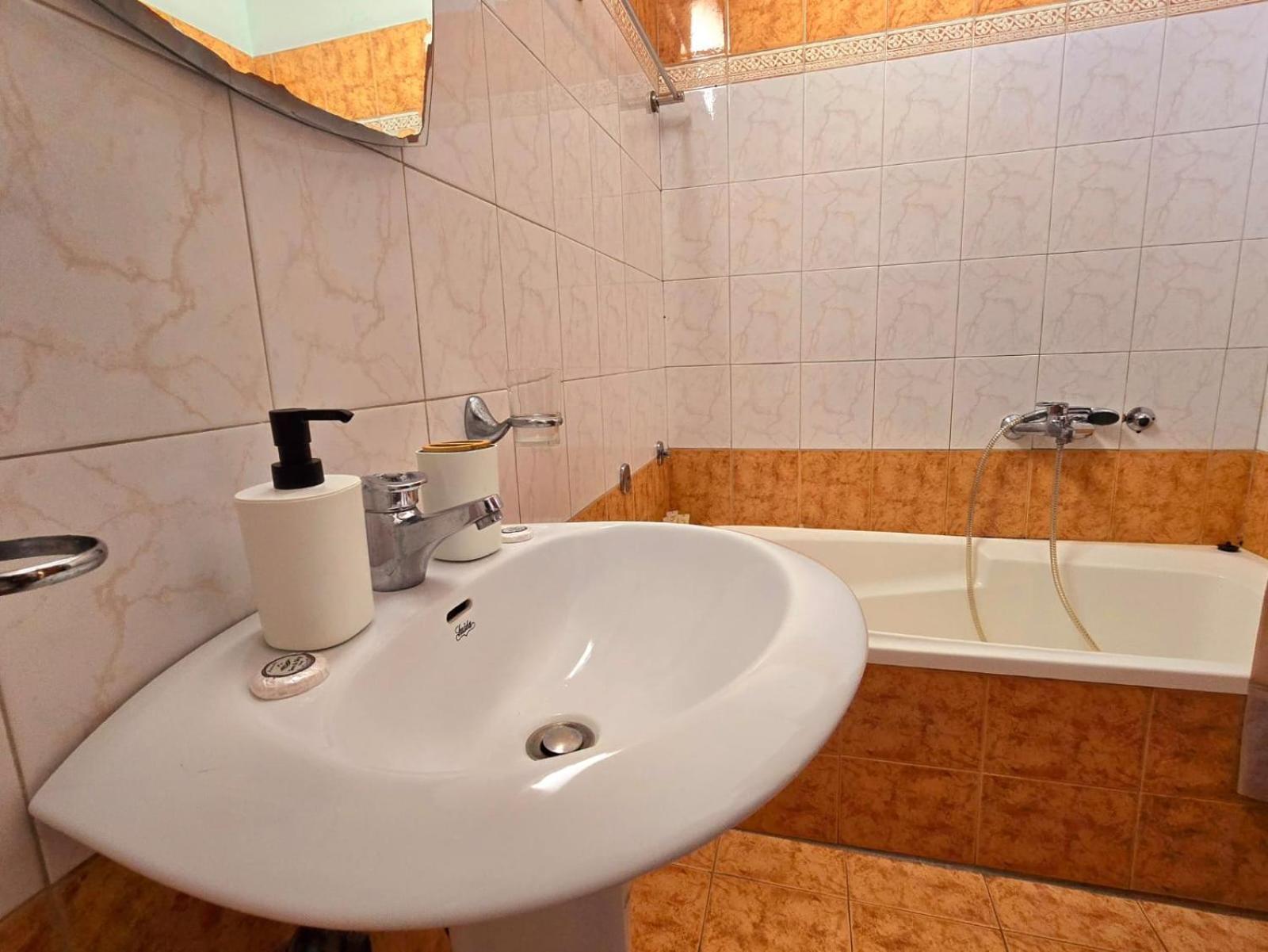 Maria Beach Apartement In Korinth! מראה חיצוני תמונה
